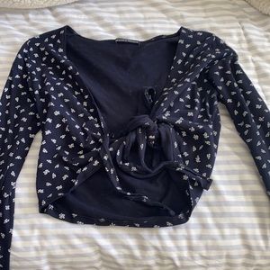 Brandy Melville wrap around top